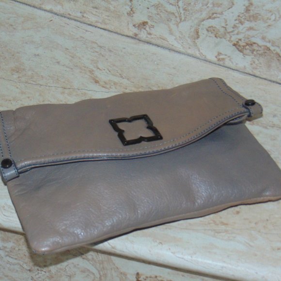 BCBG Max Azria Womens Genuine Leather Envelope Clutch Purse Mauve Lavender - Picture 3 of 11